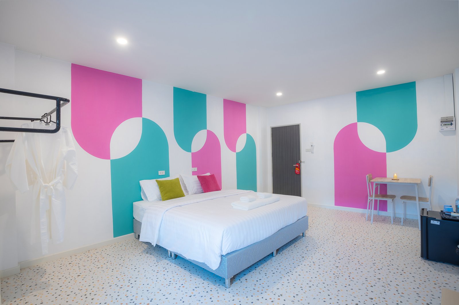 ห้องพัก Pink Seesan